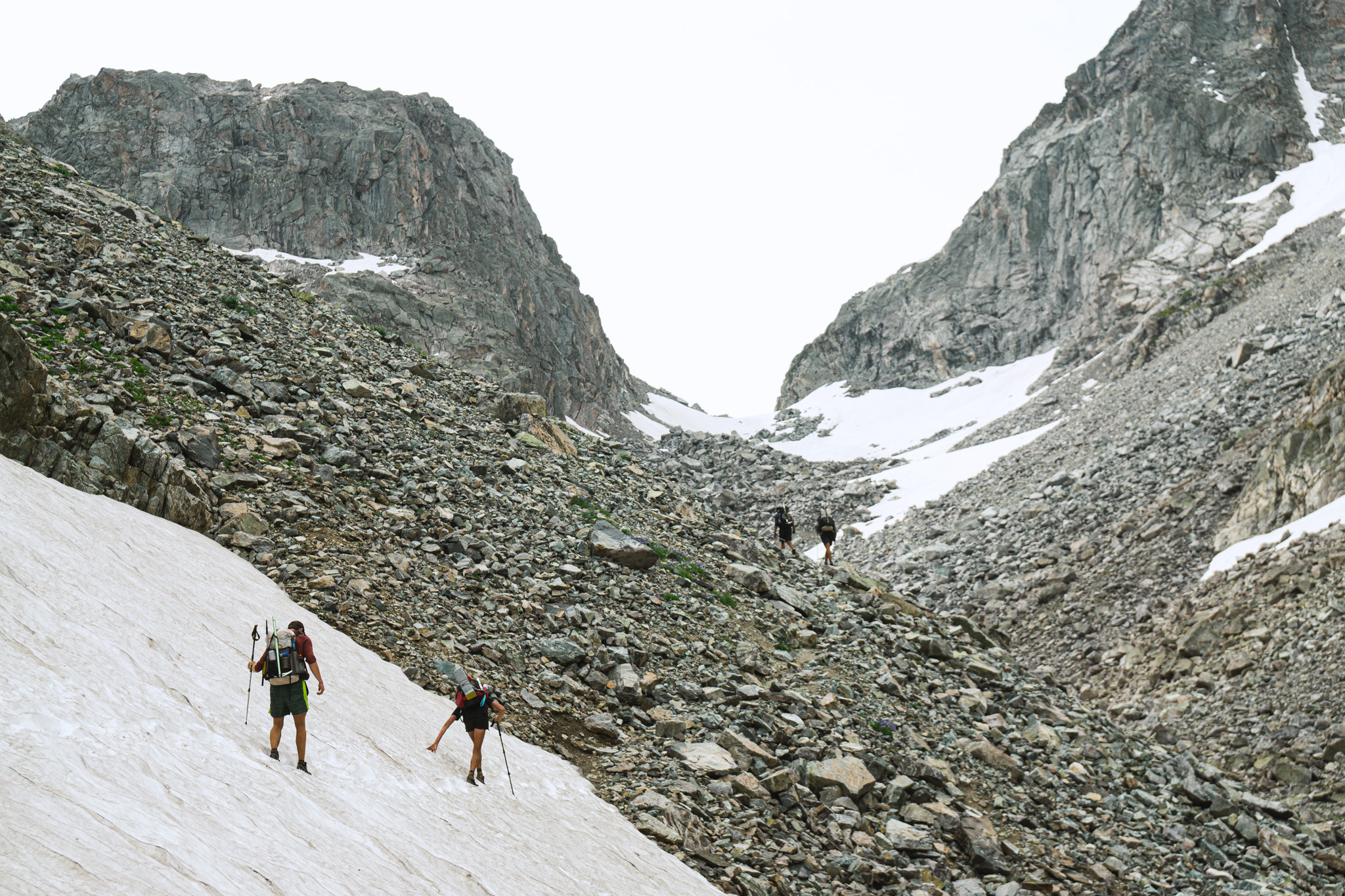 thru hiking knapsack col on the continental divide trail