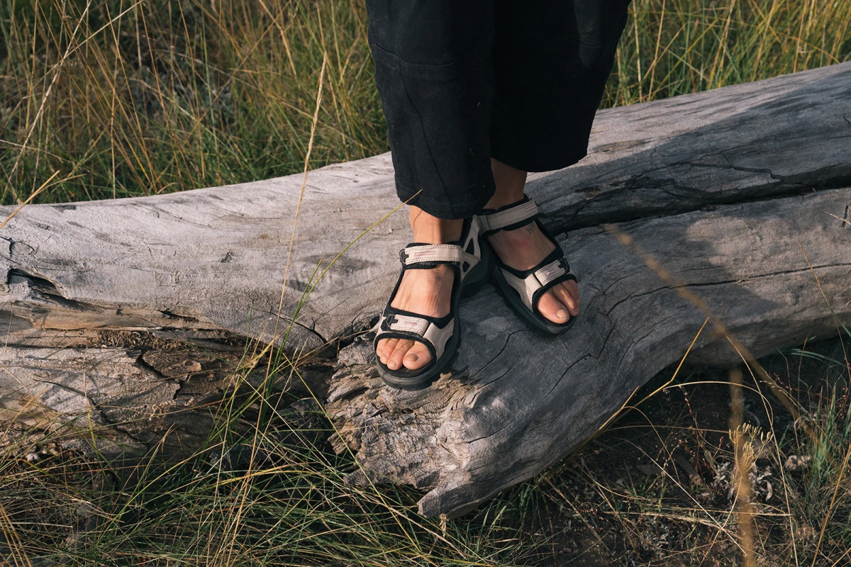 womens-hiking-sandals-ecco-yucatan.jpg
